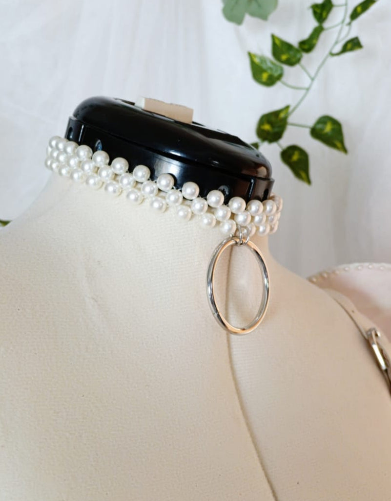 Pearl choker