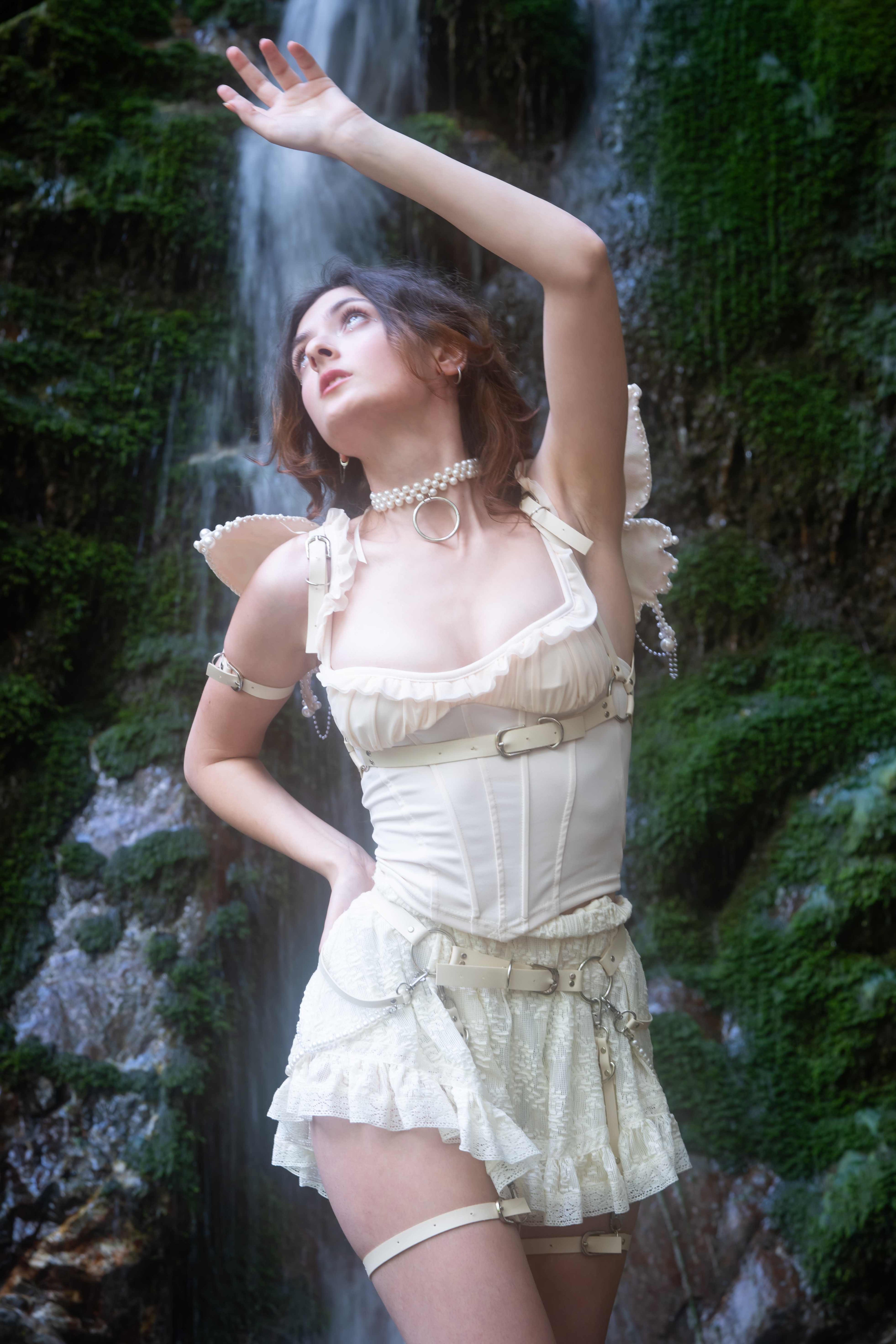 Pearly butterfly harness full set.