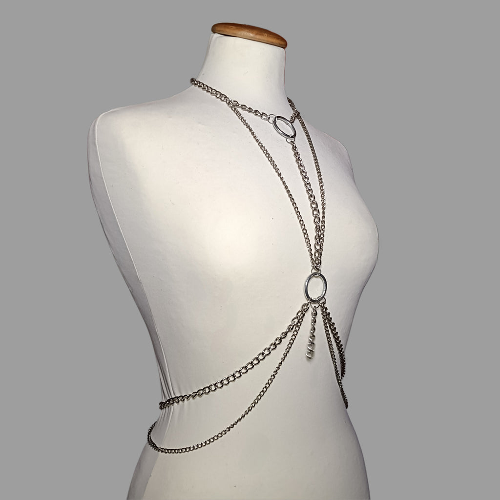 The Amalthea chain top.